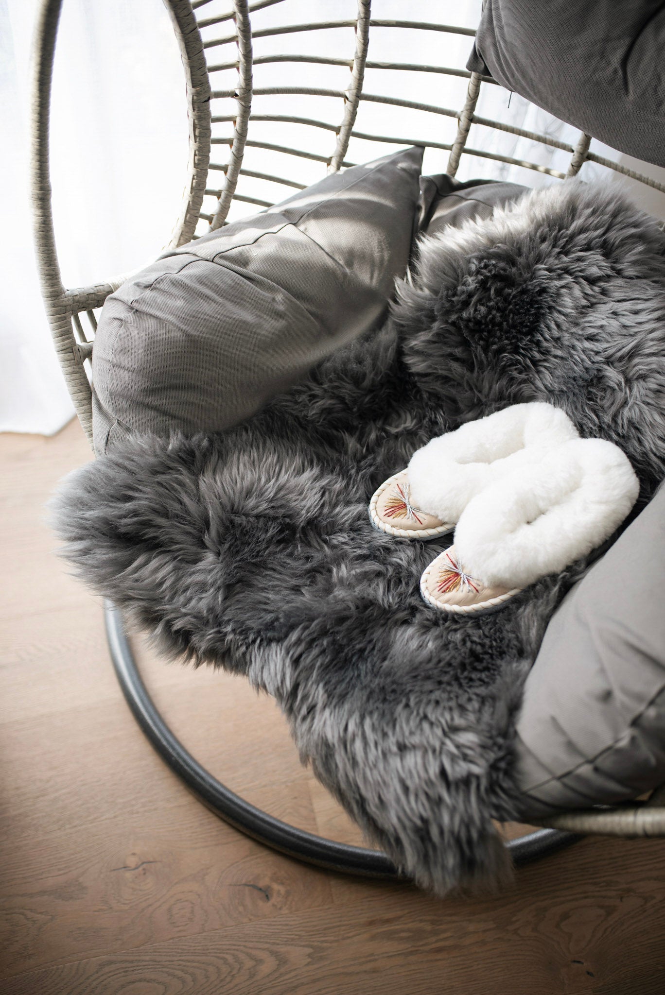 How Long Should Slippers Last?