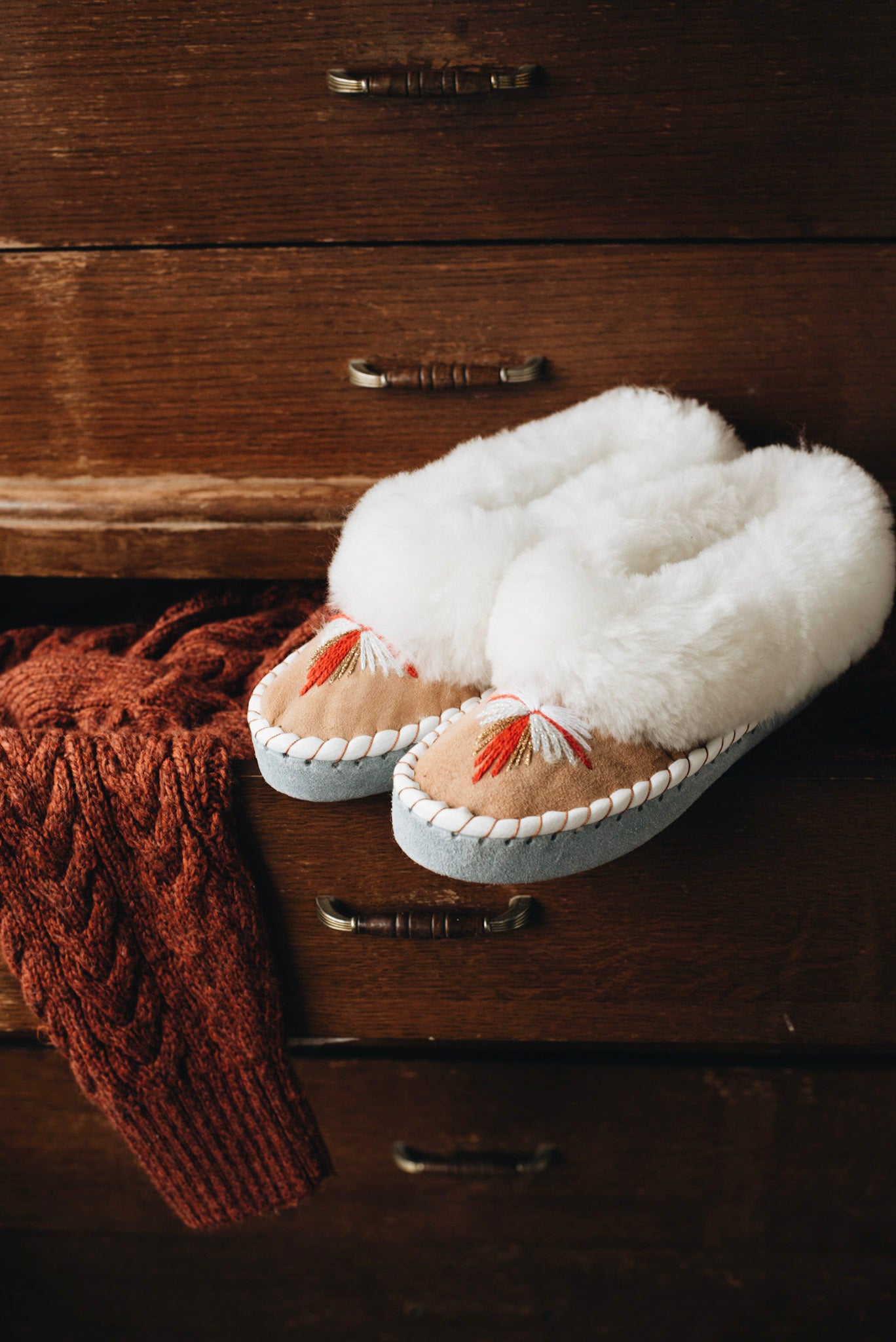 Butterfly White Sheepskin Slippers - ONAIE