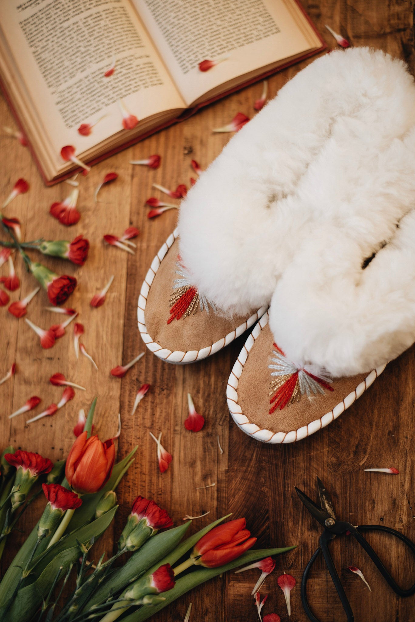 Butterfly White Sheepskin Slippers - ONAIE