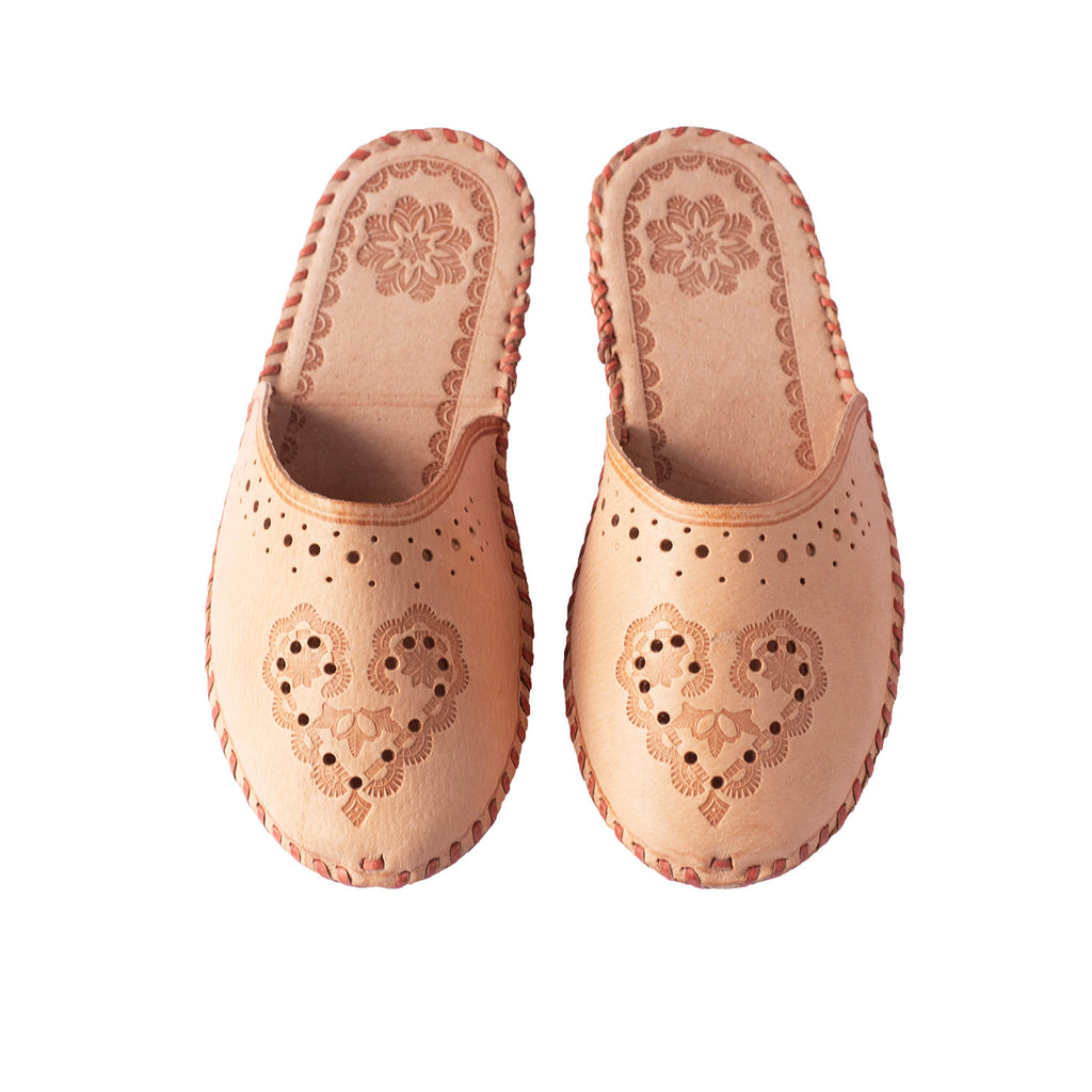 Heart Leather Slippers - ONAIE