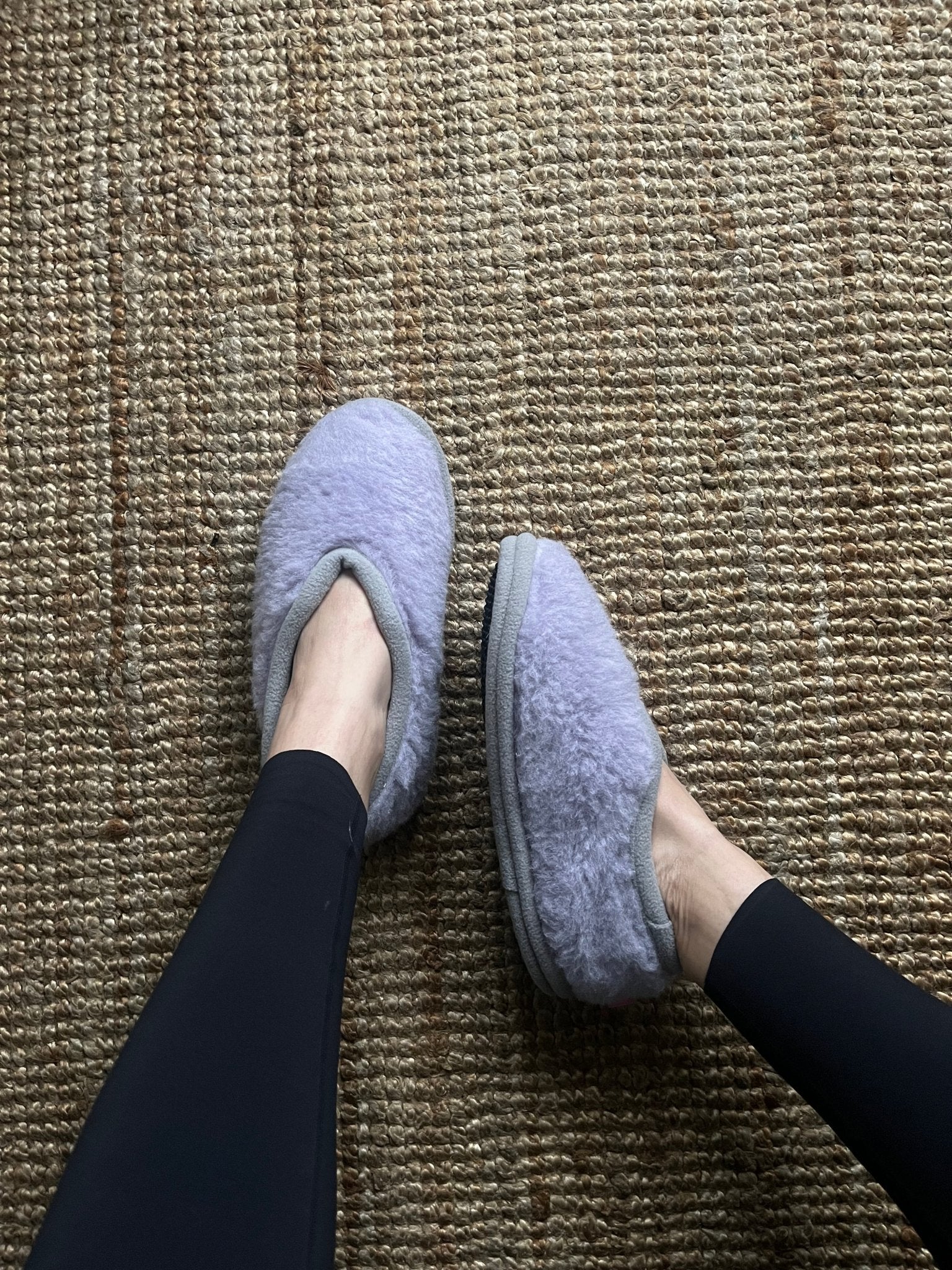 Lilac Wool Slippers - ONAIE