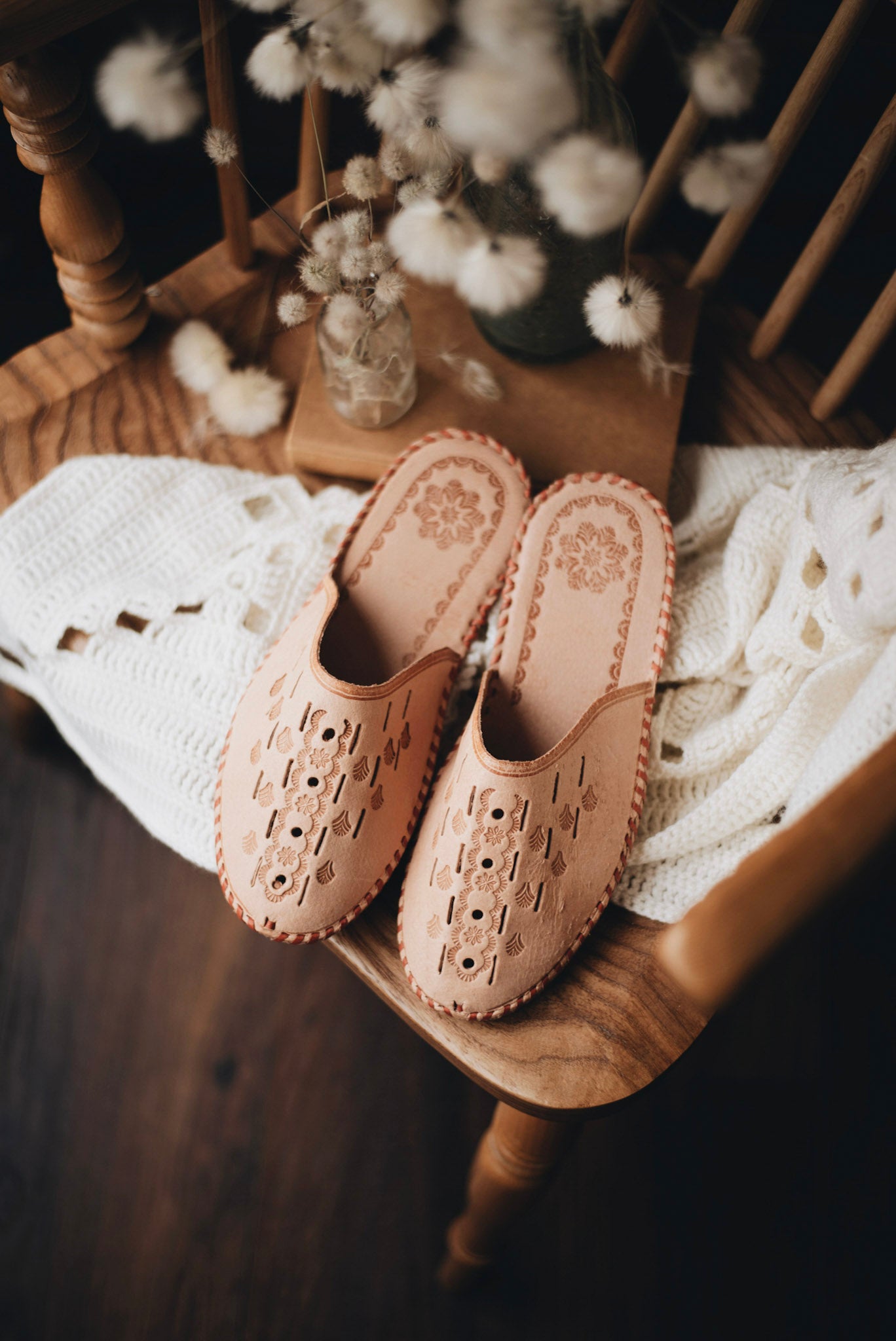Brown Leather Slippers - ONAIE