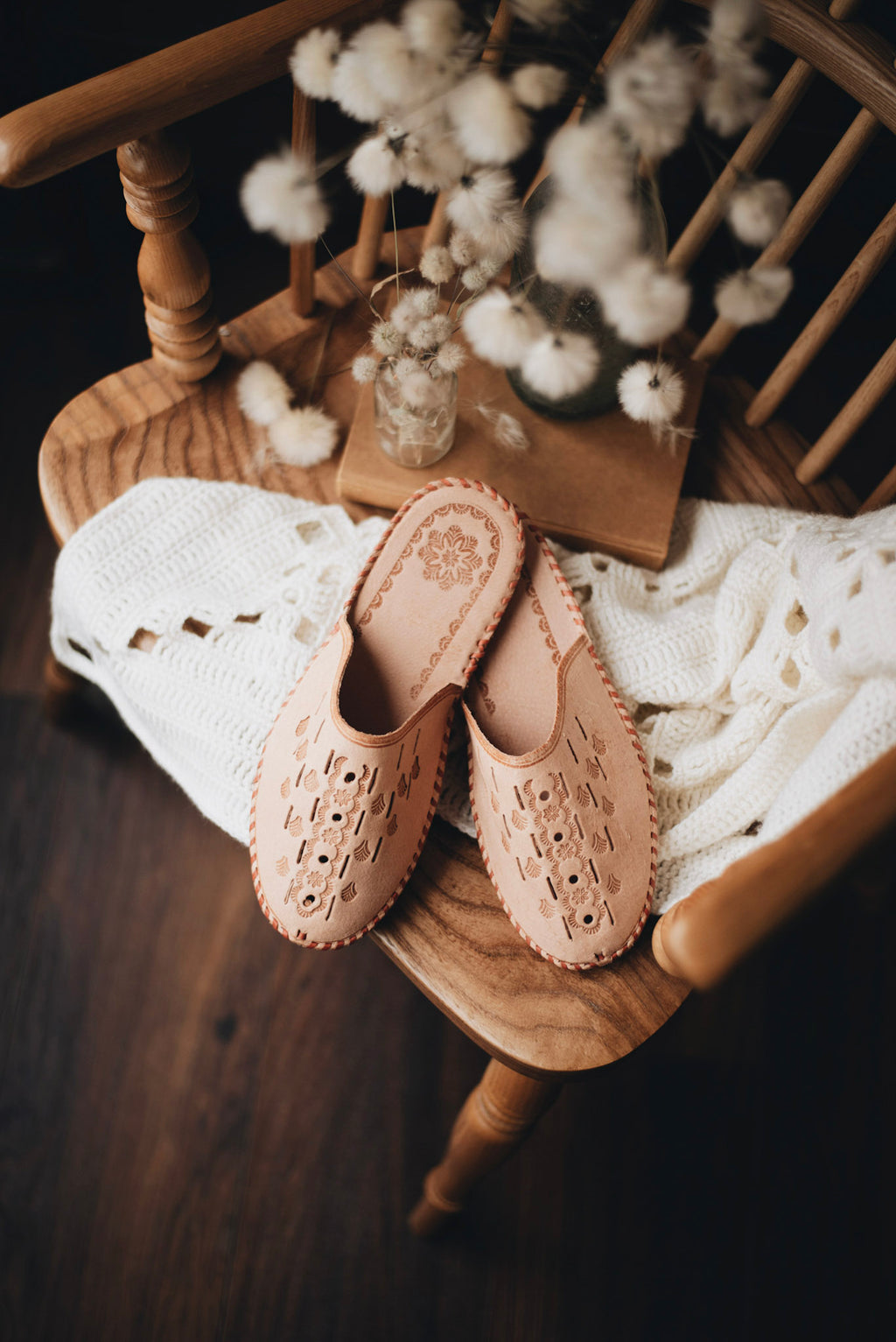 Brown Leather Slippers - ONAIE