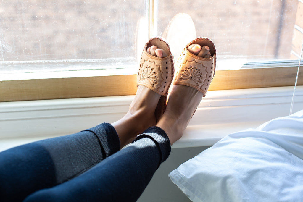 Open Toe Leather Slippers - ONAIE