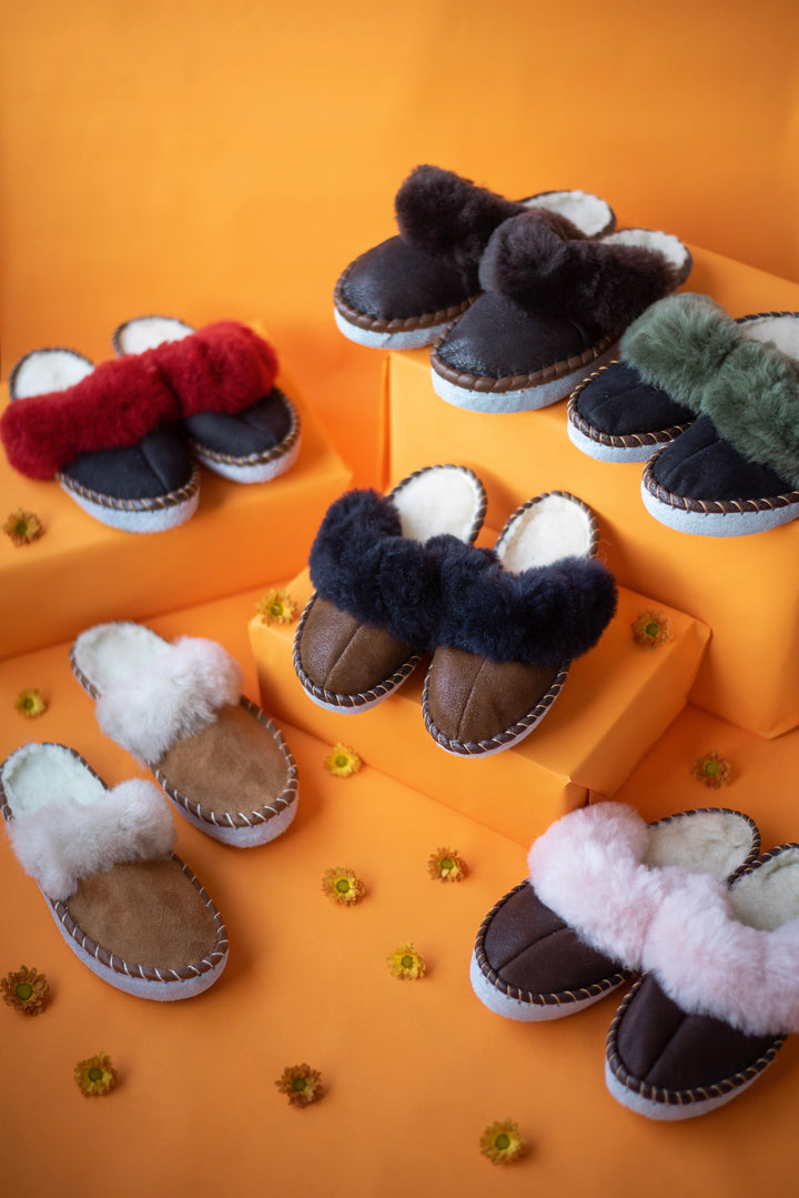 non_embroidered_sheepskin_slippers