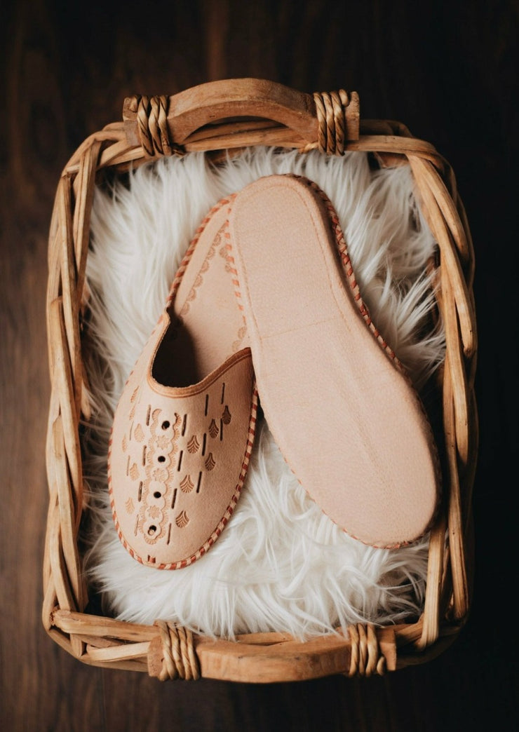 Men's Handmade Brown Leather Slippers - ONAIE