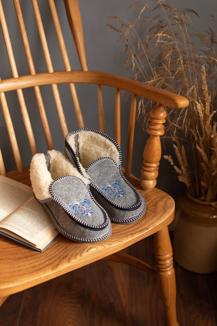 Embroidered Slipper Boots - ONAIE