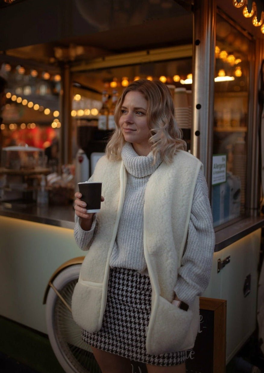 Milk Wool Gilet - ONAIE
