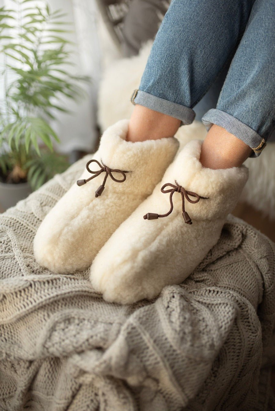 Cream Wool Slipper Boots - ONAIE
